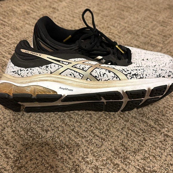 asics Gel Pulse Athletic Shoes - Picture 4 of 6